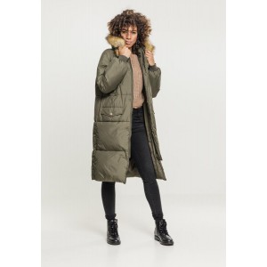 Ladies Oversize Faux Fur...